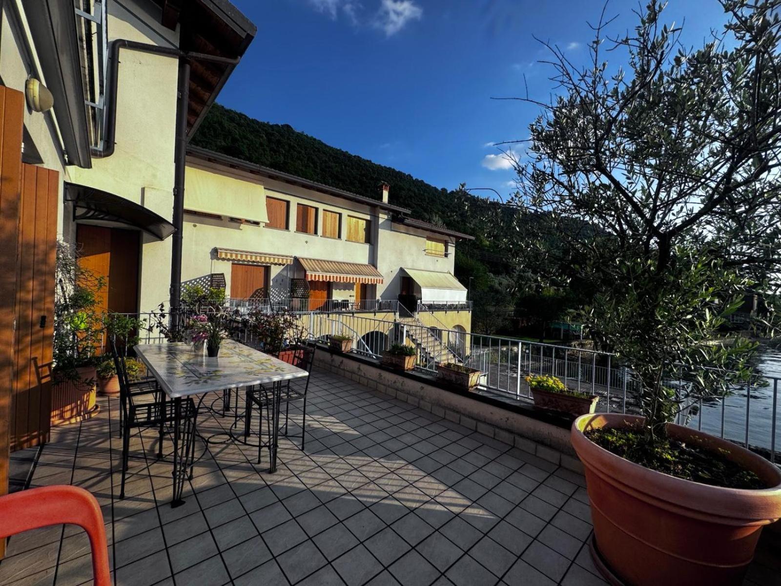 In Suite Lake 3 Pilzone Exterior foto